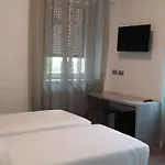 מלון Quarcino 3*