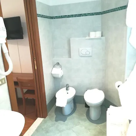 酒店 夸尔希诺酒店 3*