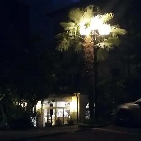 Quarcino מלון 3*