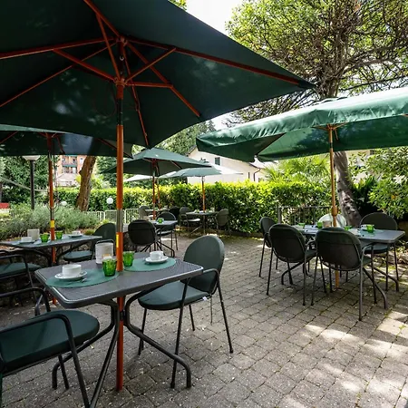 Hotel Quarcino Como