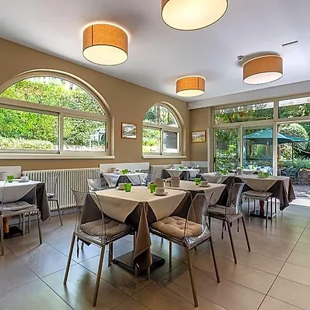 Quarcino Hotel 3*