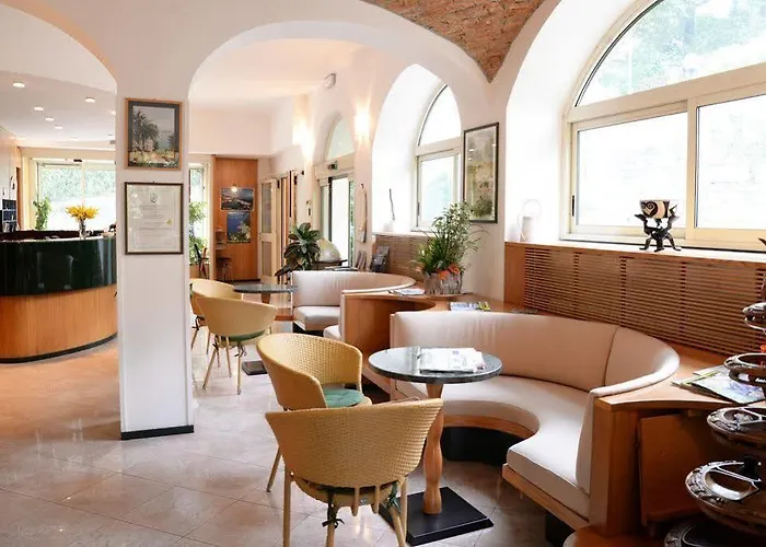 Quarcino Szálloda Como