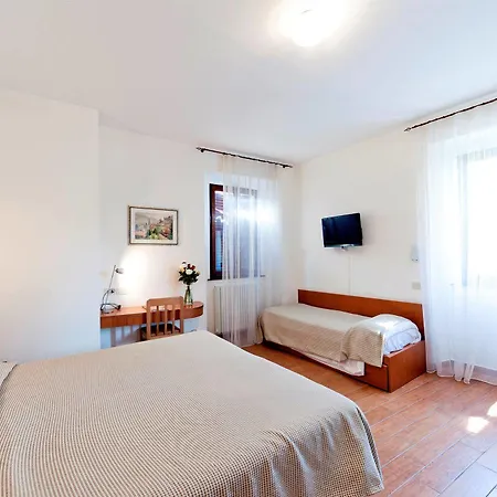 Hotel Quarcino Como