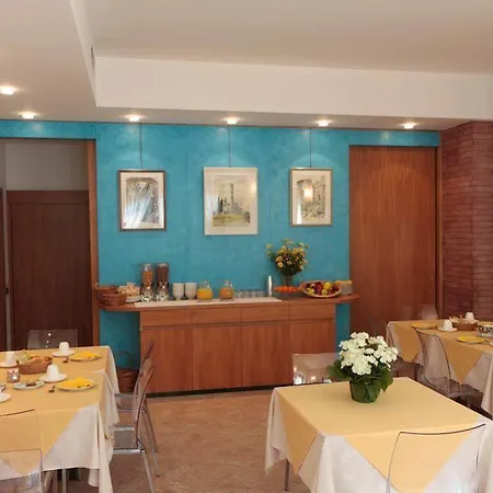 Quarcino Hotel